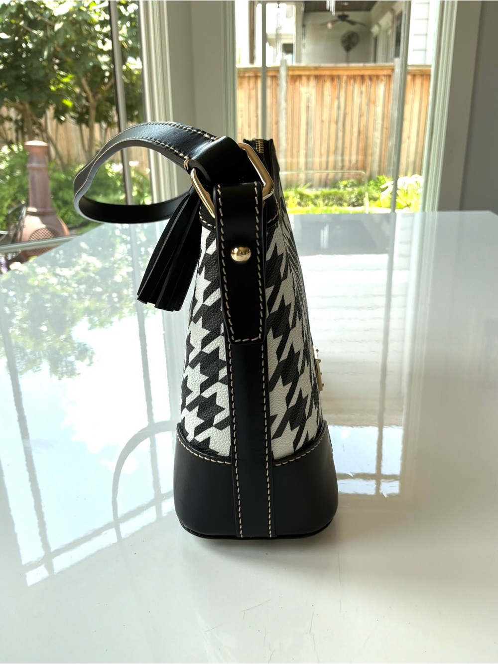 Dooney & Bourke Houndstooth Heritage Hobo 23 Bag K2350536 - Picture 4 of 15